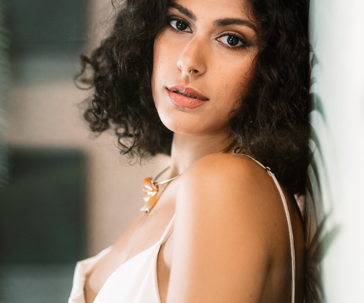Marisa V Photo